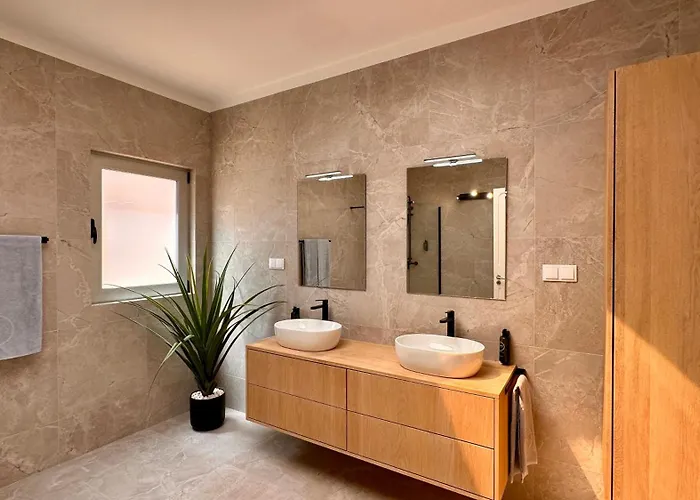 Seventies - Private Pool - 16 Guests - Quarteira 别墅 奎特里拉