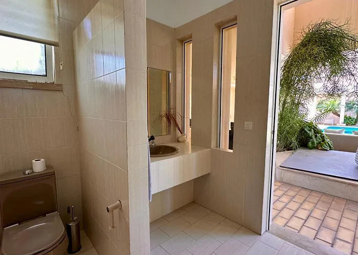 Seventies - Private Pool - 16 Guests - Quarteira * كوارتيرا